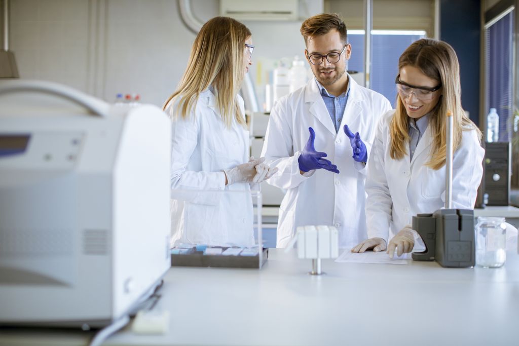 Rozwój leków: jak chromatografia jonowa odgrywa kluczową rolę w procesie opracowywania nowych terapii